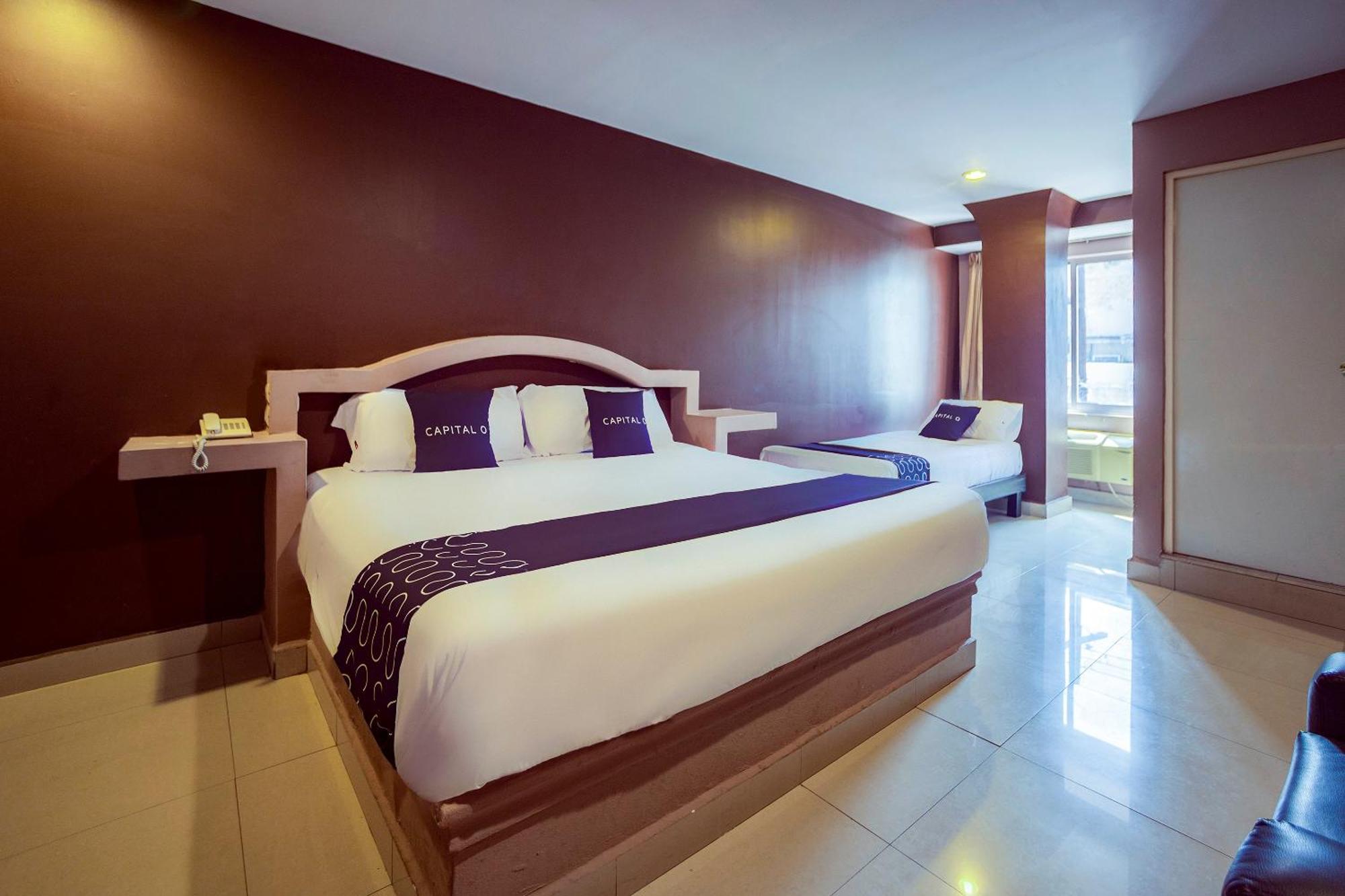 Capital O Hotel Diro, Monterrey Exterior photo