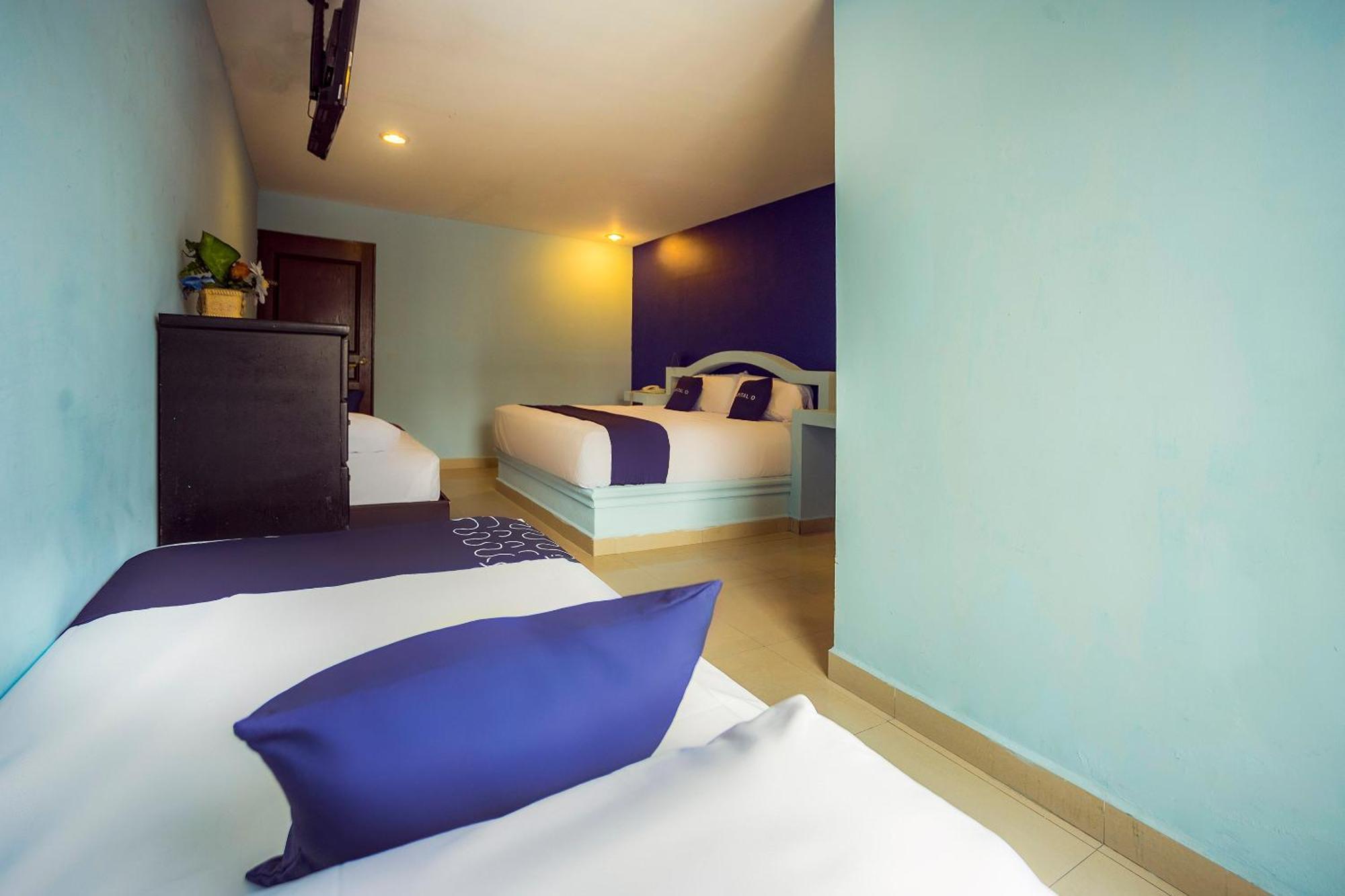 Capital O Hotel Diro, Monterrey Exterior photo